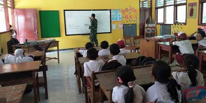Melalui pembekalan itu, Satgas TMMD di Jatim berupaya untuk mewujudkan masyarakat yang mandiri dan sejahtera.