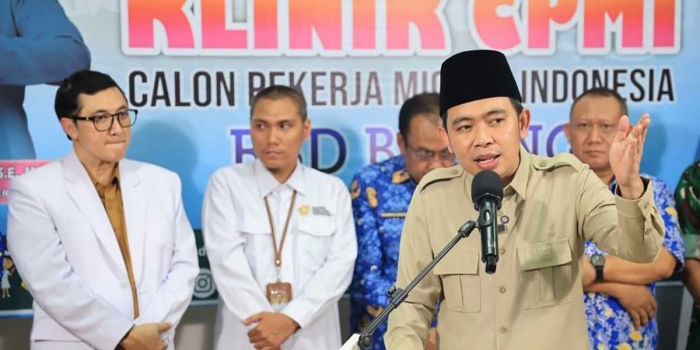Bupati Jember saat pemaparan terkait Beasiswa Cinta Bergema.