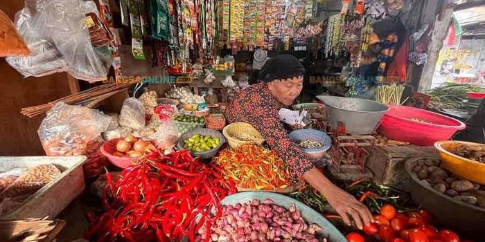 ​mau-nyambel-makin-pusing-update-harga-sembako-jatim-selasa-12-mei-2026-komoditas-ini-naik