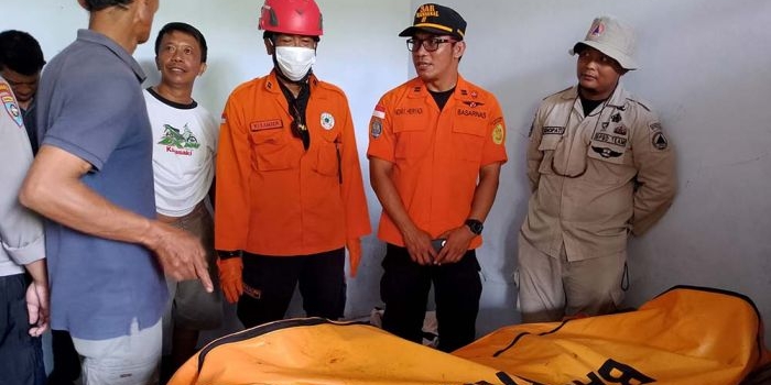 sempat-hanyut-sehari-di-sungai-jasad-bocah-warga-jombang-ditemukan-tak-bernyawa