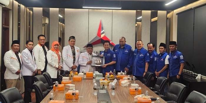 ​jelang-pilgub-jatim-pks-terus-lakukan-silaturahmi-politik-usai-ke-gerindra-kini-demokrat