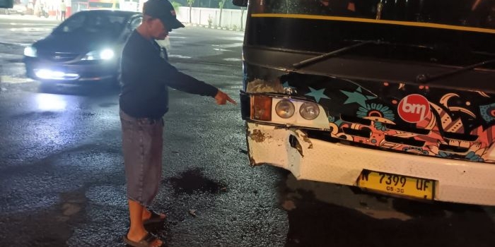 tabrak-tossa-bus-bagong-alami-kecelakaan-karambol-di-krian-sidoarjo-3-orang-alami-luka