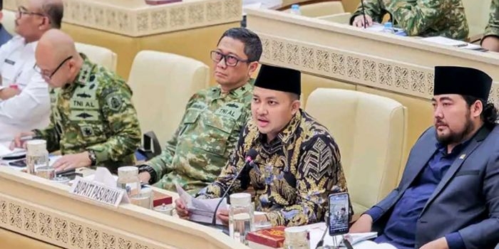 komisi-ii-dpr-ri-bahas-sengketa-lahan-tni-al-dengan-warga-pasuruan