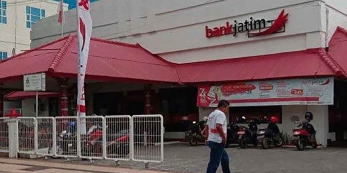 bank-jatim-tegaskan-tak-ada-pelanggaran-dalam-kasus-saldo-hilang-di-pamekasan