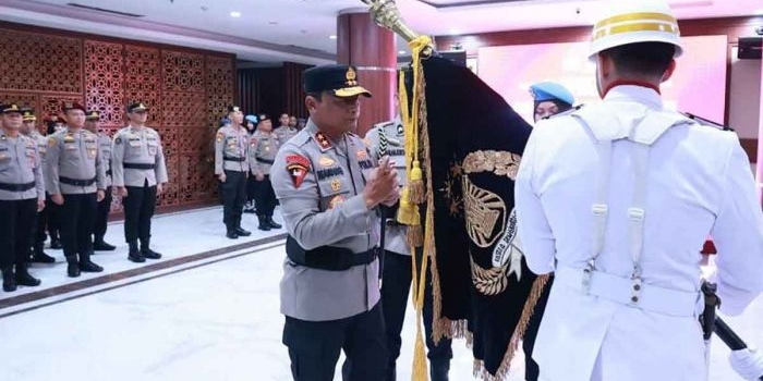 sambut-hari-bhayangkara-ke-79-polda-jatim-gelar-upacara-pemuliaan-tribrata