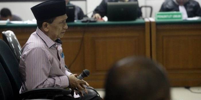 Fuad Amin dalam sidang tipikor. Foto: detik.com