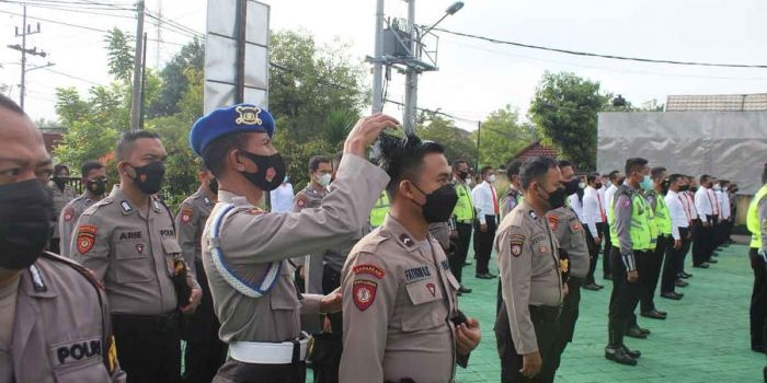 Penegakan disiplin anggota Polres Ngawi oleh Propam, Selasa (8/11/2022)