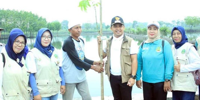 hadiri-kegiatan-tanam-pohon-adi-wibowo-sebut-desa-ngaglik-punya-potensi-wisata-sektor-perikanan
