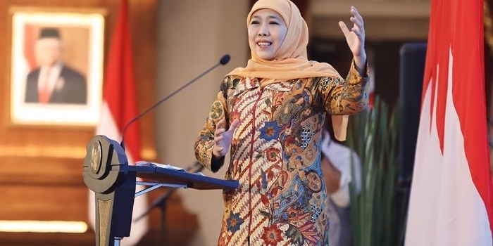Khofifah Indar Parawansa, Gubernur Jawa Timur.