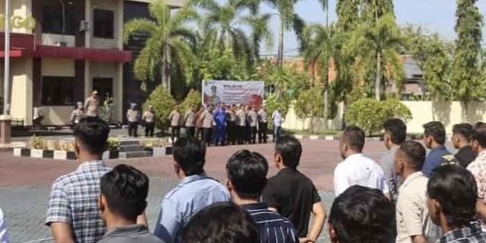 kapolres-probolinggo-minta-anggota-hindari-hedonisme-dan-sikap-arogan