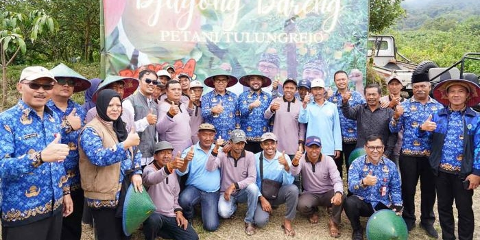 pulihkan-produksi-apel-wali-kota-batu-dukung-inovasi-pupuk-organik