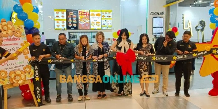 carls-jr-kembali-lagi-di-surabaya-hadir-dengan-jaminan-sertifikasi-halal-dan-sajian-ikonik-1