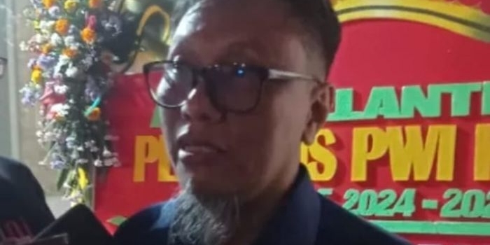 ketua-pwi-kediri-raya-angkat-bicara-soal-viral-2-oknum-wartawan-digeruduk-siswa-smkn