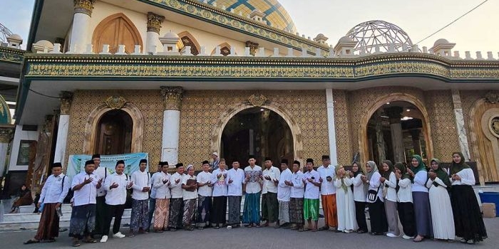 pkb-bangkalan-ziarah-ke-makam-syaikhona-kholil-tirakat-dan-dzikir-bersama-peringati-harlah-ke-27