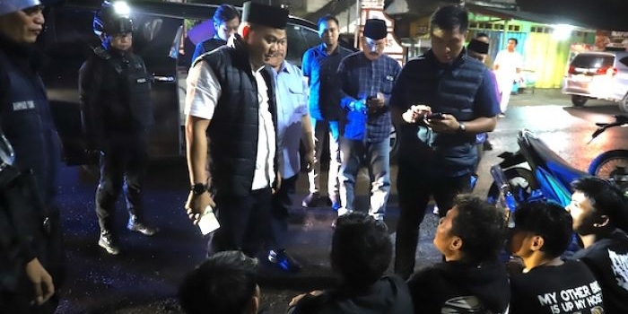 bupati-dan-polres-jombang-gelar-operasi-jelang-sahur-dapati-sejumlah-pemuda-pesta-miras