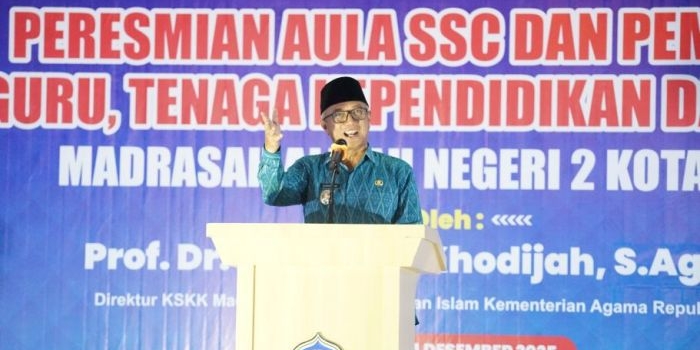 hadiri-peresmian-salim-sport-center-man-2-kota-kediri-gus-qowim-energi-baru-untuk-berprestasi