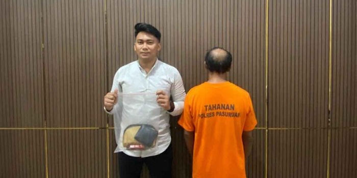 ungkap-modus-baru-polres-pasuruan-bongkar-penyembunyian-sabu-di-kandang-sapi