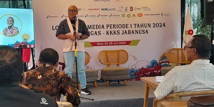 

Pembukaan Lokakarya Media SKK Migas-KKKS Jabanusa, di Kota Surakarta, Kamis (25/7/2024). foto Mustain/BANGSAONLINE.com
