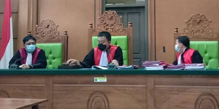 Sidang kasus pemerkosaan santri oleh oknum kiai digelar secara virtual di Pengadilan Negeri Bangkalan, Senin (24/5/2021).