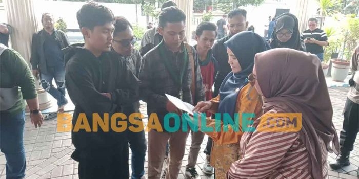 demo-hmi-di-dprd-kota-probolinggo-diikuti-5-orang-tuntut-pansus-soal-bangunan-di-irigasi