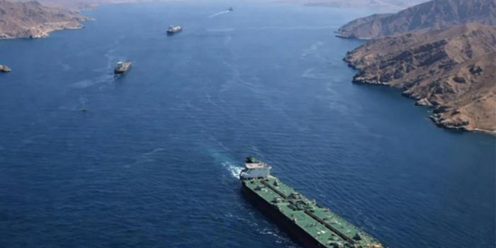 Selat Hormuz.