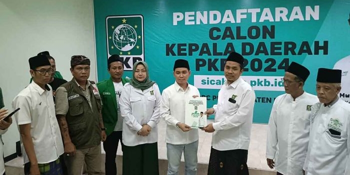 ketua-dpc-pkb-kabupaten-mojokerto-puji-niat-gus-barra-maju-di-pilkada-2024