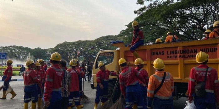 dlh-kota-malang-catat-peningkatan-volume-sampah-saat-libur-natal