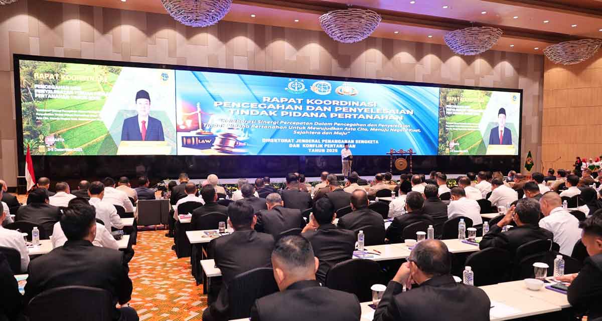 Menteri ATR/BPN saat memberi sambutan dalam rapat koordinasi.