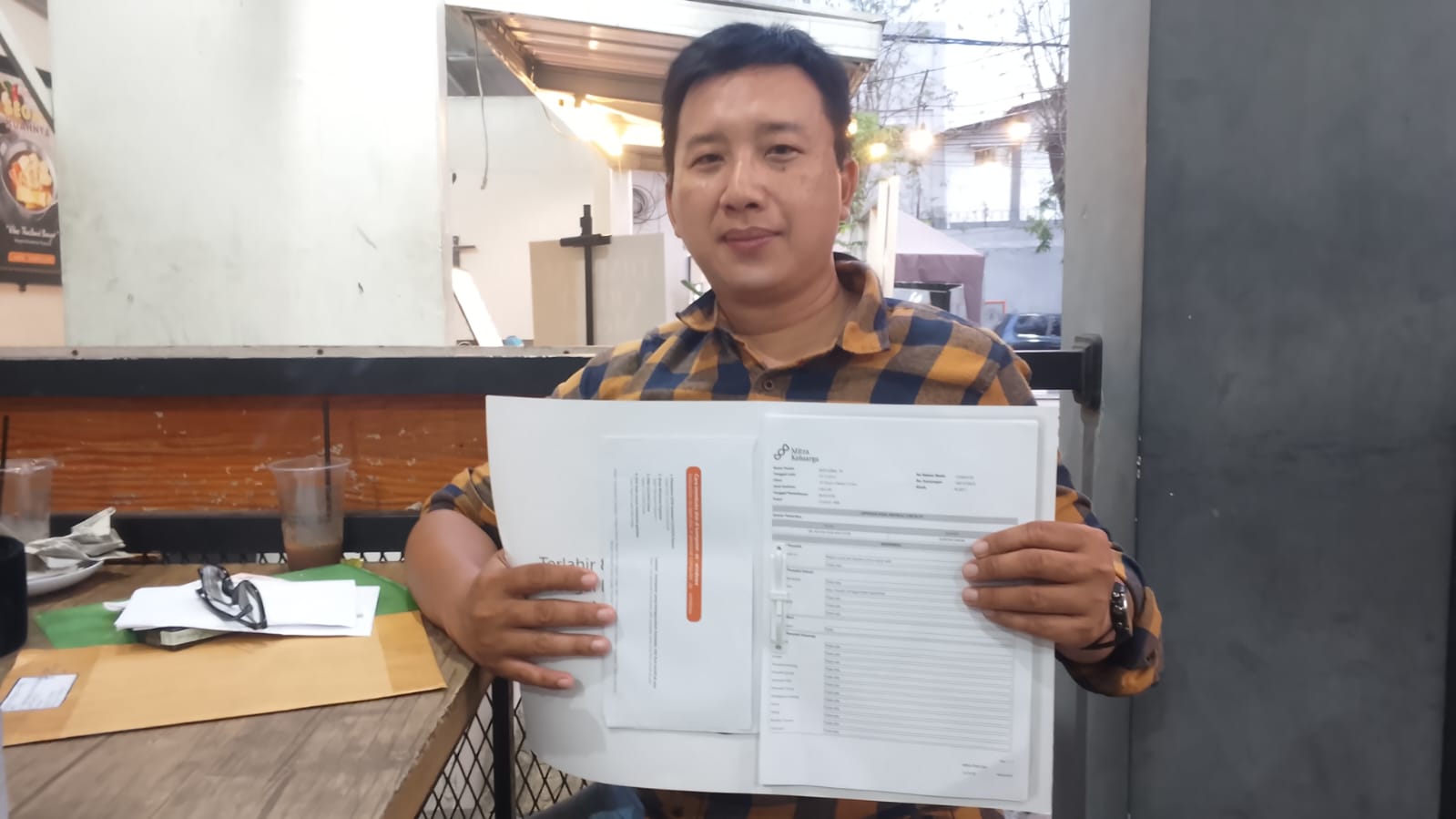 Kuasa hukum keluarga korban, Rony Wong