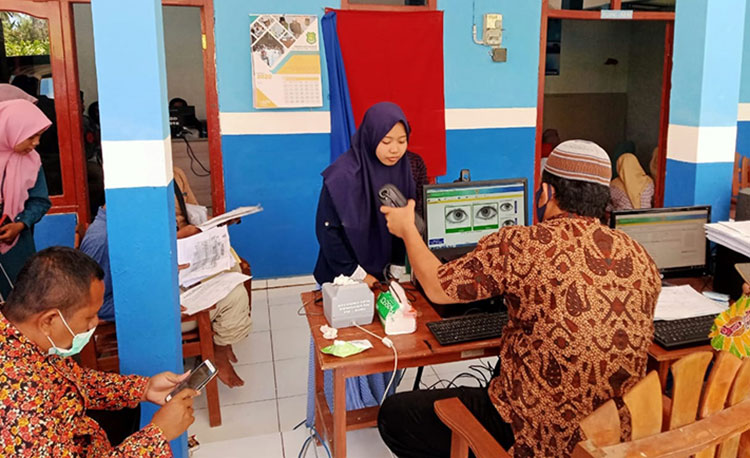 Gandeng Disdukcapil Sumenep, Pemdes Karang Cempaka Tertibkan Administrasi Kependudukan