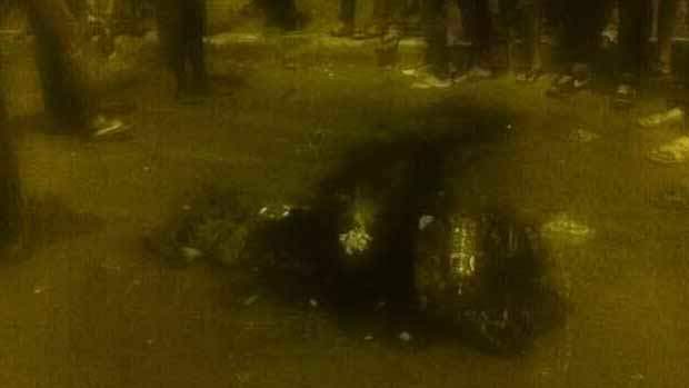 Kesal, Warga Kencingi Pecahan Tubuh Teroris di Jl MH Thamrin 