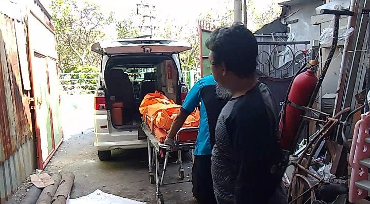 Dua Pekerja Bangunan di Depan Makam Wedoro Sidoarjo Tewas Tersengat Listrik