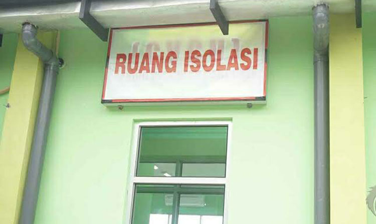 Ruang isolasi untuk pasien terpapar virus Corona di RSUD dr. H. Slamet Martodirjo Pamekasan.