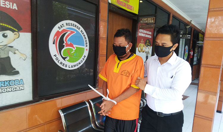 Satreskoba Polres Lamongan Bekuk Pengedar dan Pengguna Sabu