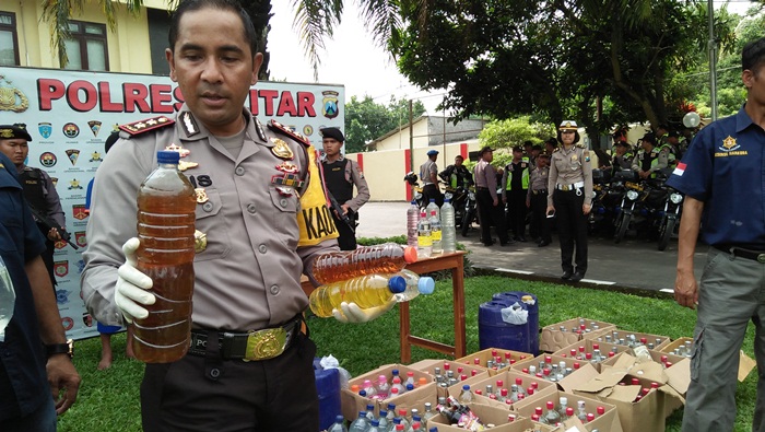 Puluhan Liter Arjo Oplosan Ditemukan di Blitar