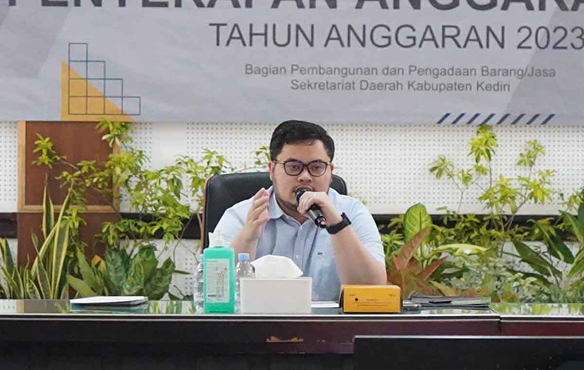 Sukseskan Pembangunan Stadion, Bupati Kediri Minta Lintas OPD Bersinergi