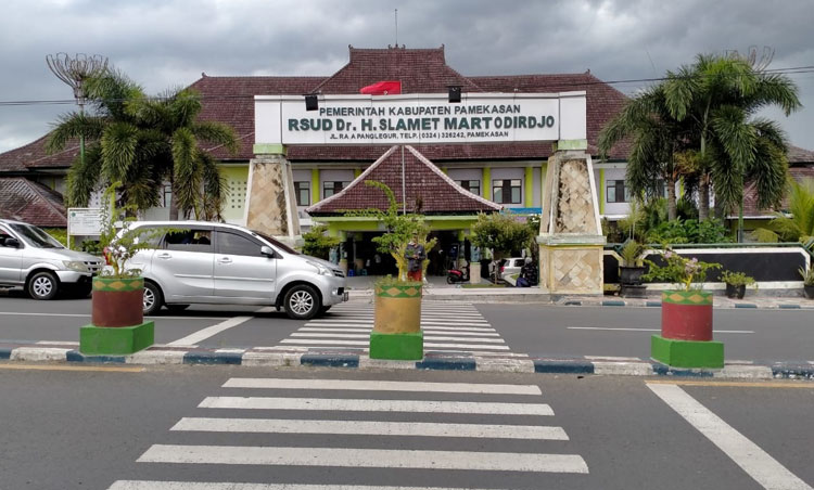 RSUD dr. H. Slamet Martodirdjo Kabupaten Pamekasan.