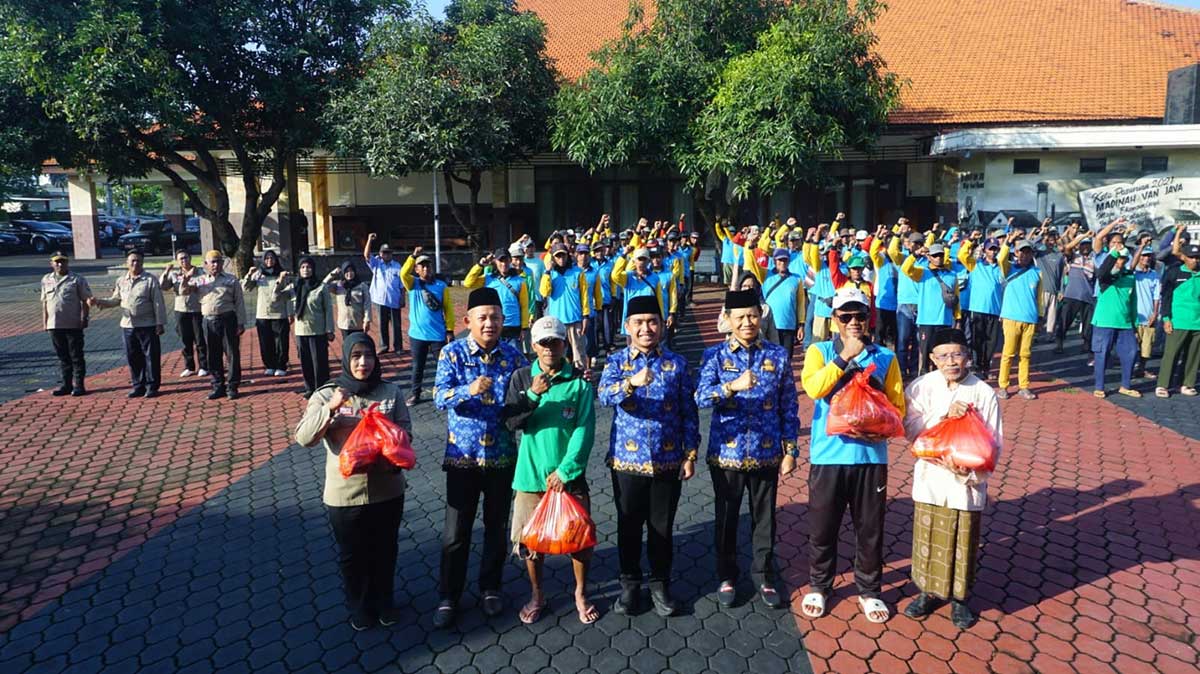 Lewat Program Peduli ASN, Pemkot Pasuruan Salurkan 4.434 Paket Sembako Ramadhan
