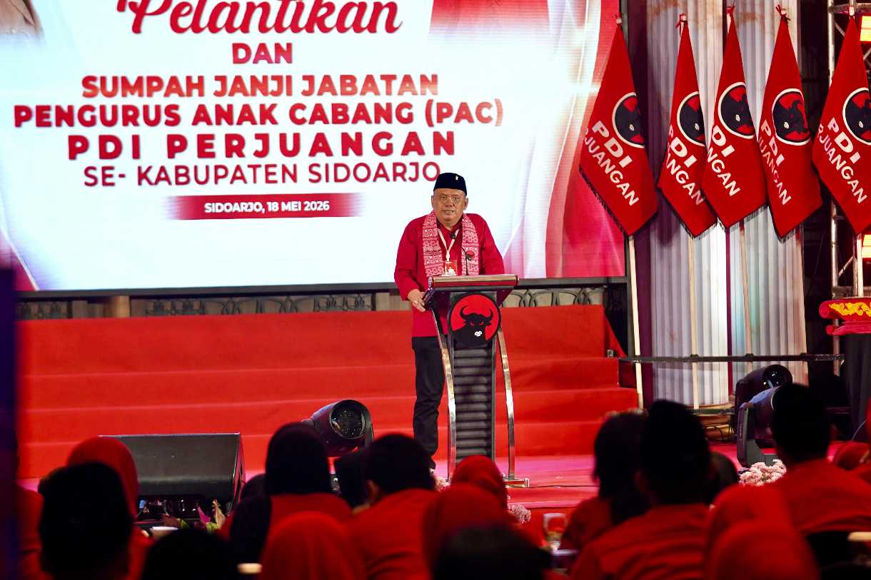 Ketua DPC PDIP Sidoarjo Hari Yulianto sambutan saat Pelantikan PAC se-Kabupaten Sidoarjo, Senin (18/5/2026) malam. foto istimewa
