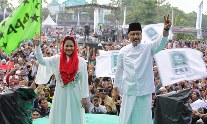 Gus Ipul-Puti Sambut Ramadan Penuh Syukur