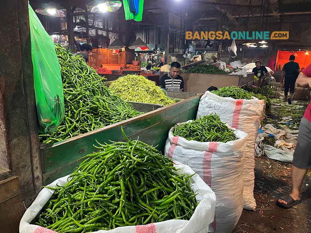 Harga cabai di Jogja hari ini naik drastis! Foto: Sulthon/BANGSAONLINE.