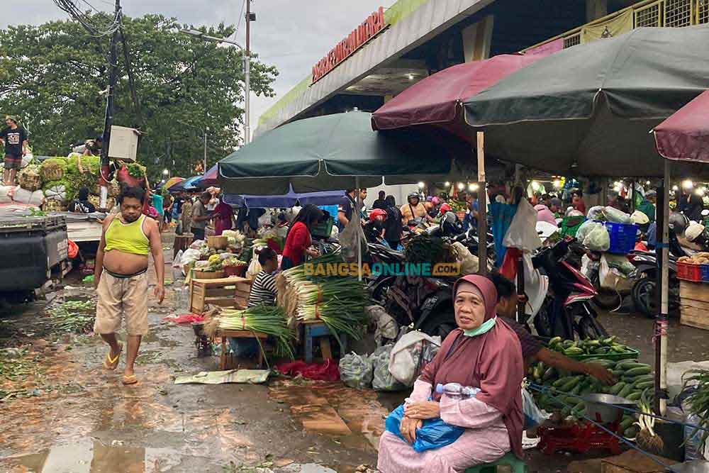 Pasar Keputran Surabaya. Foto: Sulthon/Bangsaonline.