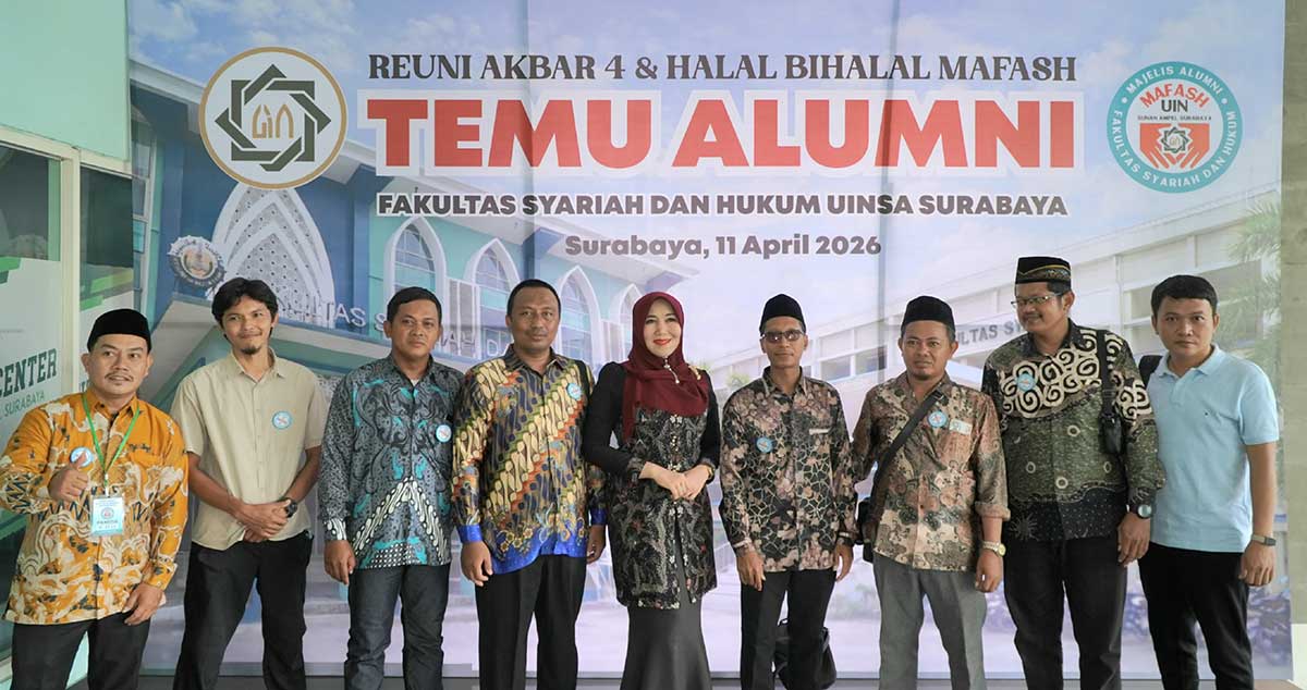 Anggota DPD RI Dapil Jatim, Lia Istifhama atau yang akrab disapa Ning Lia, saat menghadiri Reuni Akbar dan Halal bihalal alumni Fakultas Syariah UINSA Surabaya.