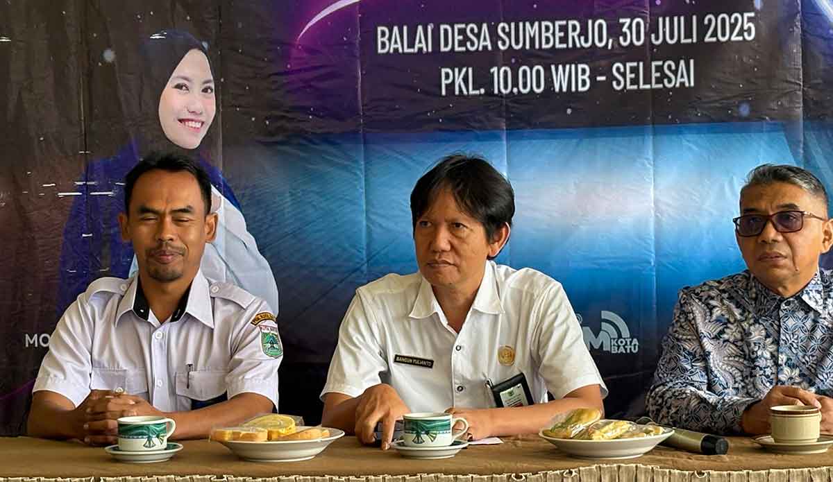 Narasumber dalam pelatihan public speaking yang digelar Diskominfo Kota Batu. 