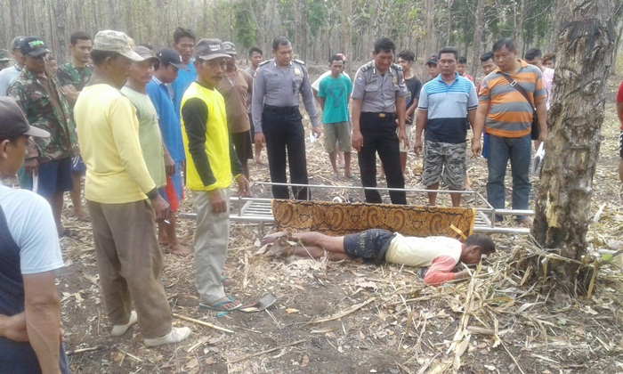 Korban tewas sebelum dievakuasi petugas.