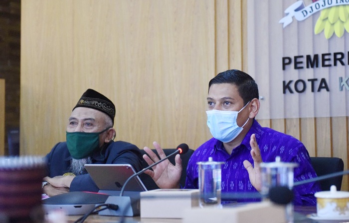 Wali Kota Kediri Abdullah Abu Bakar sedang mengikuti Dialog Nasional Toleransi bersama Mendagri.