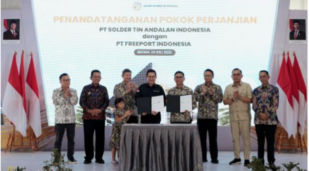 Disaksikan Wamen Inveshil, Presdir Freeport dan Direktur Stania Teken HoA Jual Beli Perak dan Timbal