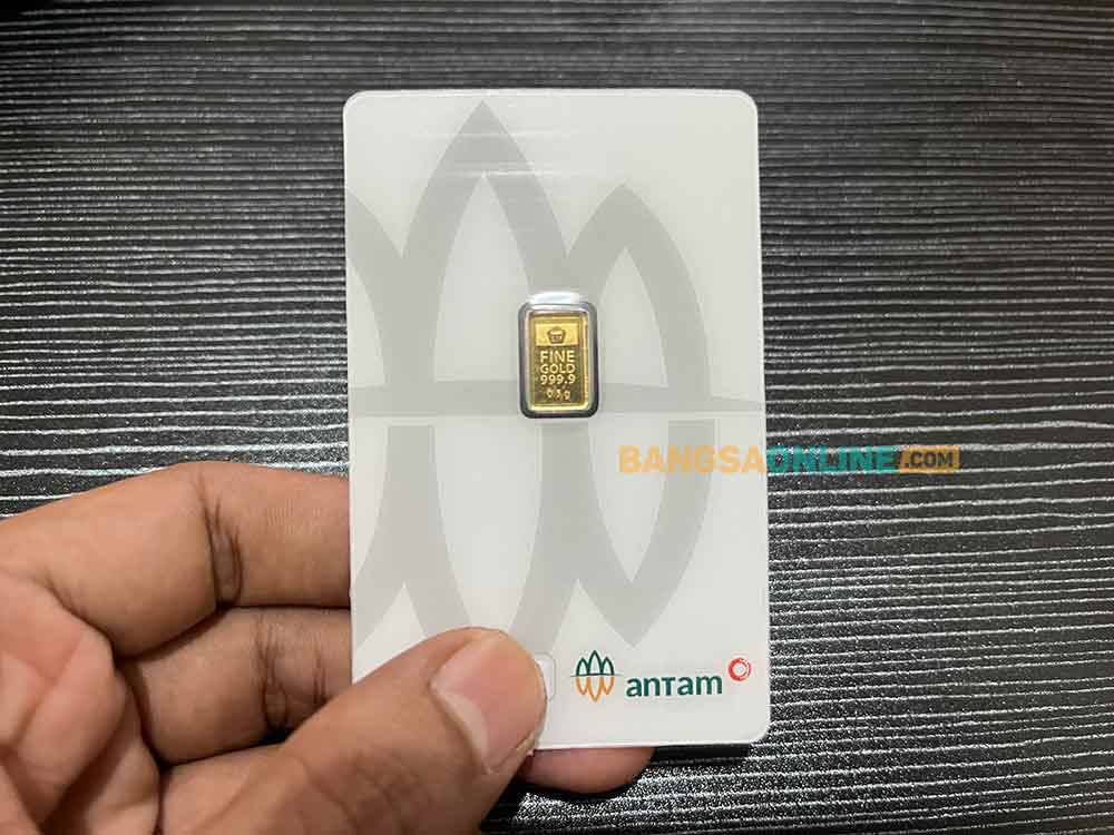Harga emas antam belakangan ini mengalami kenaikan yang cukup signifikan. Foto: Sulthon/Bangsaonline.