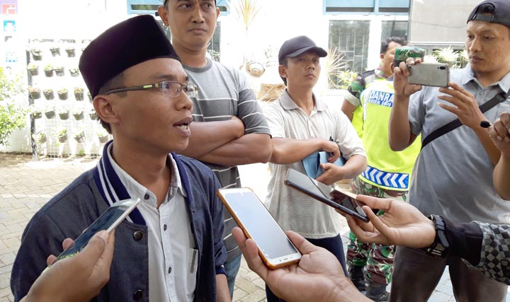 Samsul Munir, juru bicara warga Ngebrak.