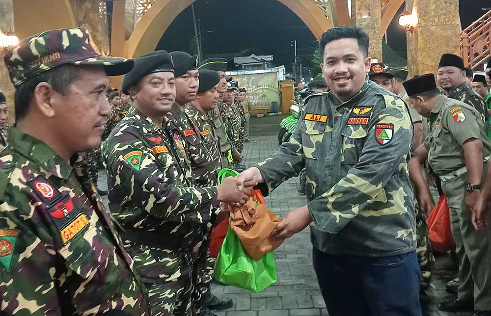 Monitoring Posko Mudik Bersama Kepala Satkorwil Banser Jatim, Ali Mannagalli Beri Bantuan Logistik